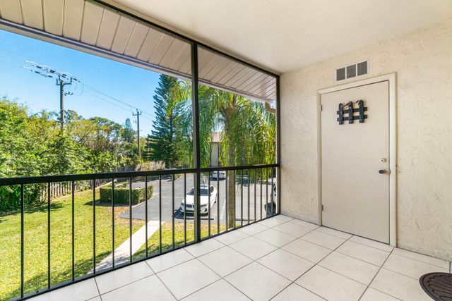 322 Pine Ridge Circle A-2, Greenacres, FL 33463