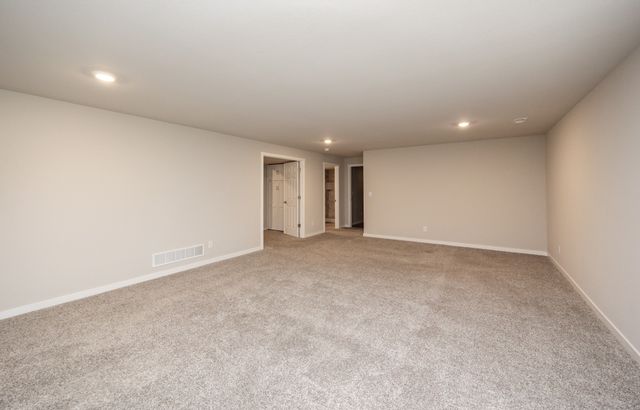 7920 NW 95th Street, Johnston, IA 50131