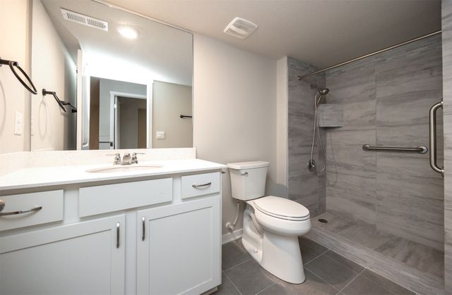 7920 NW 95th Street, Johnston, IA 50131