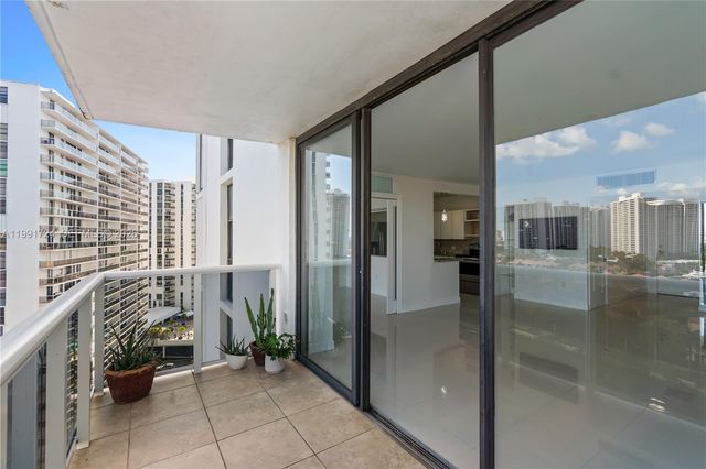 3675 N Country Club Dr 1501, Aventura, FL 33180