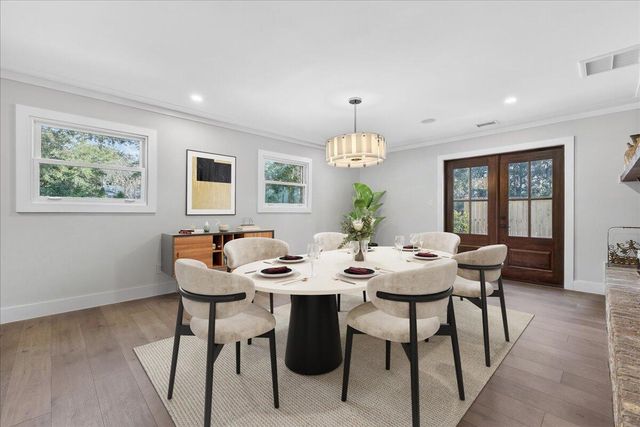 517 Pelzer Drive, Mount Pleasant, SC 29464