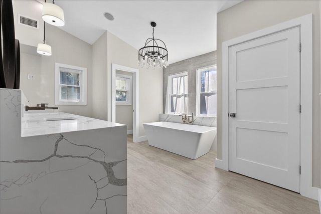 517 Pelzer Drive, Mount Pleasant, SC 29464