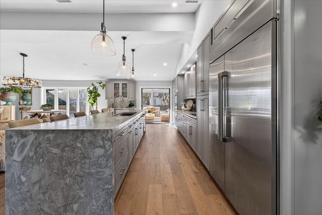 517 Pelzer Drive, Mount Pleasant, SC 29464