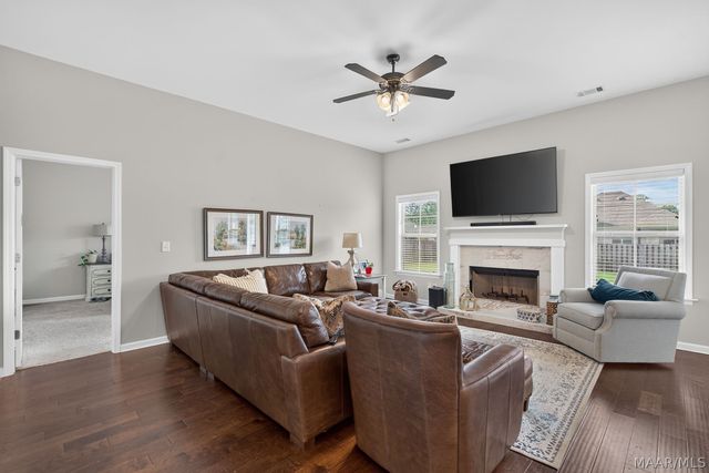 9302 CRESCENT LODGE Circle, Pike Road, AL 36064