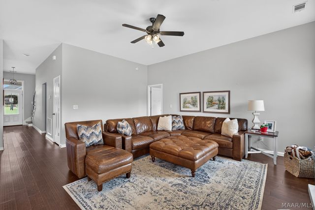 9302 CRESCENT LODGE Circle, Pike Road, AL 36064