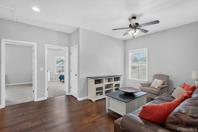 9302 CRESCENT LODGE Circle, Pike Road, AL 36064