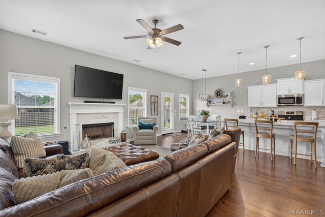 9302 CRESCENT LODGE Circle, Pike Road, AL 36064