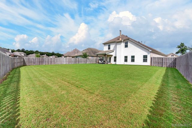 9302 CRESCENT LODGE Circle, Pike Road, AL 36064