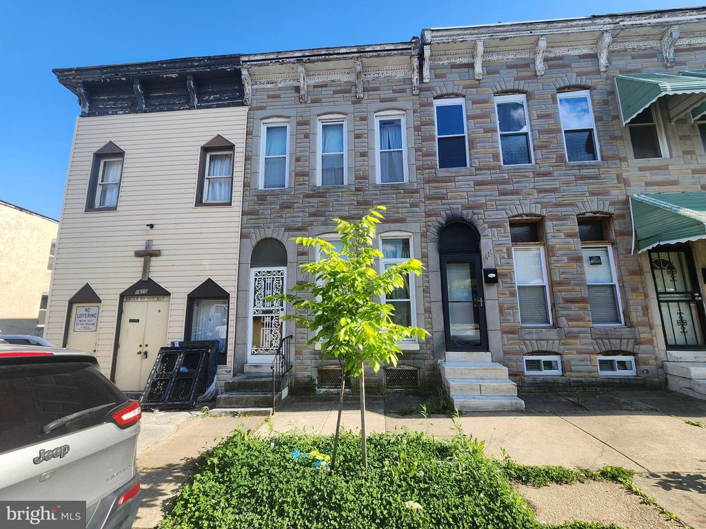 Image 1 of property listing at 1613 E LAFAYETTE AVE, Baltimore, MD 21213
