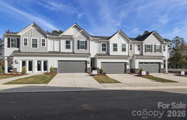 2019 Bayou Trace Drive, Charlotte, NC 28262
