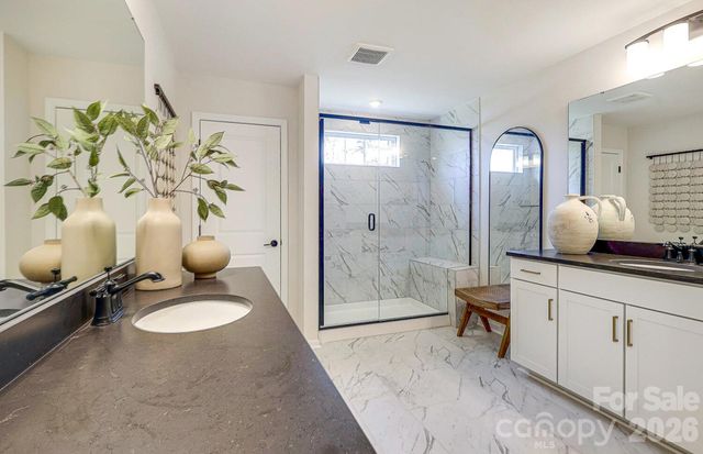 2019 Bayou Trace Drive, Charlotte, NC 28262
