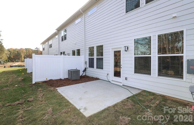 2019 Bayou Trace Drive, Charlotte, NC 28262