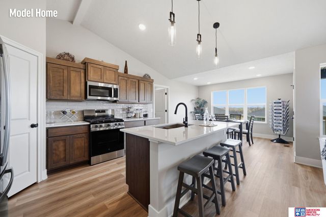 2736 Kinzie Circle, Lincoln, NE 68507