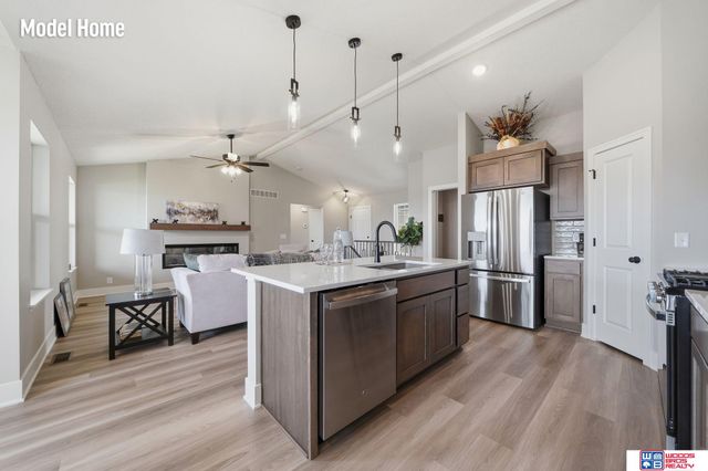 2736 Kinzie Circle, Lincoln, NE 68507