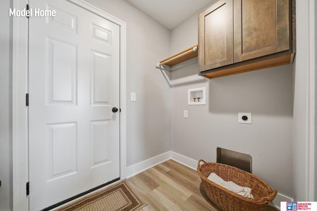 2736 Kinzie Circle, Lincoln, NE 68507