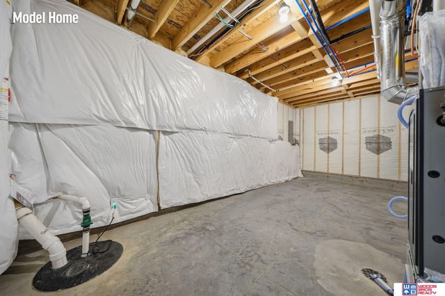 2736 Kinzie Circle, Lincoln, NE 68507