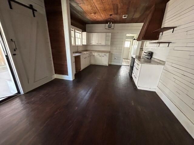 400 N Stevenson Street, Eagle Lake, TX 77434