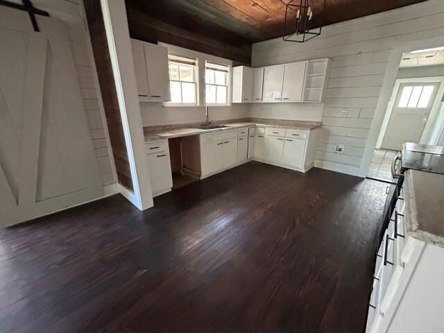 400 N Stevenson Street, Eagle Lake, TX 77434