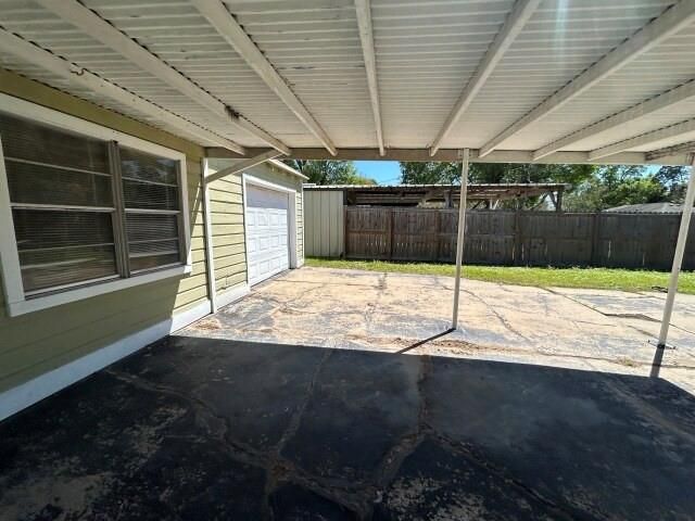 400 N Stevenson Street, Eagle Lake, TX 77434