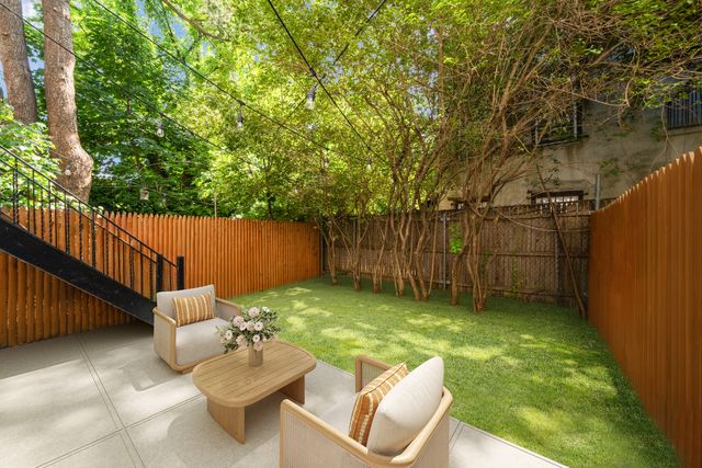 438 LEWIS Avenue, New York City, NY 11233