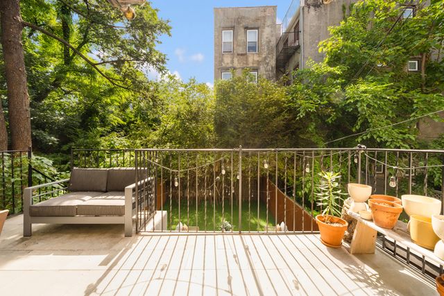 438 LEWIS Avenue, New York City, NY 11233