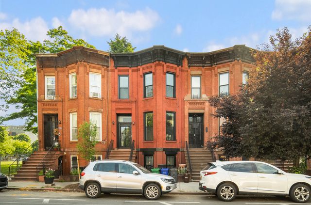 438 LEWIS Avenue, New York City, NY 11233