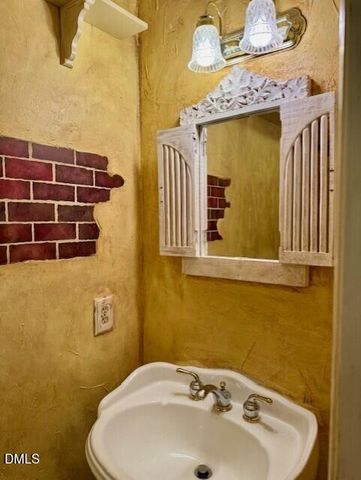 5606 Frenchmans Creek Drive, Durham, NC 27713