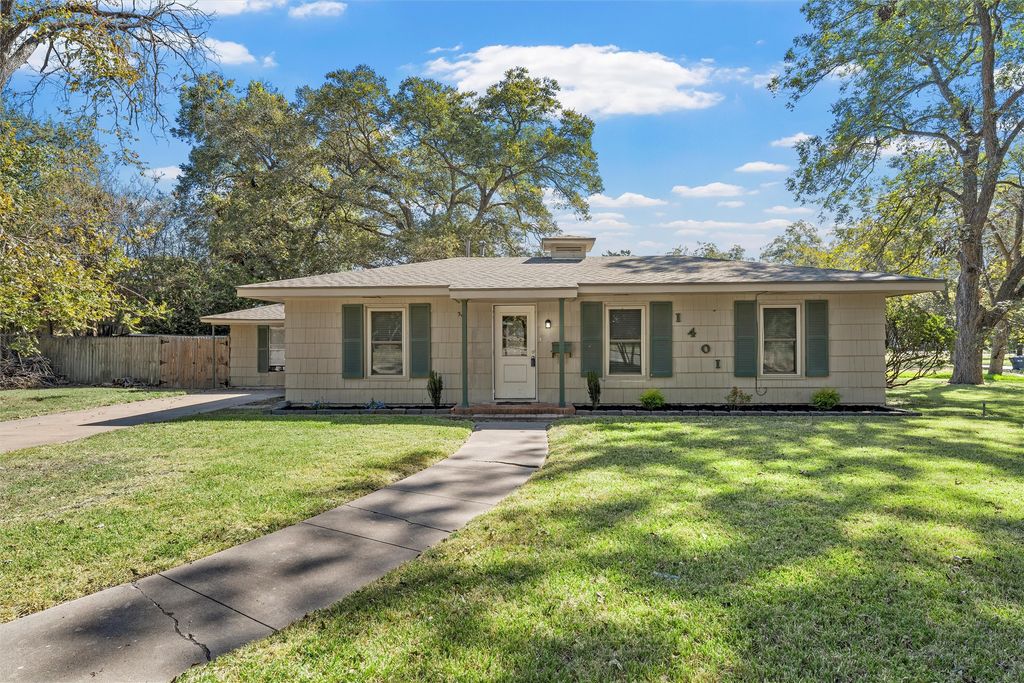 1401 Springdale Street, Waco, TX 76710