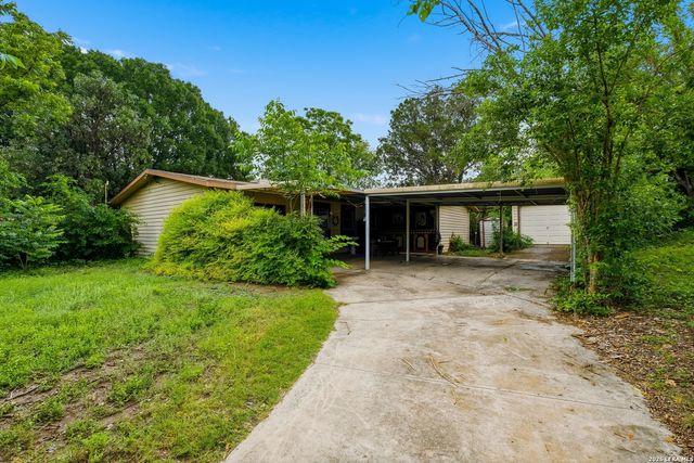 126 Chesswood, San Antonio, TX 78228