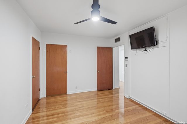 126 Chesswood, San Antonio, TX 78228