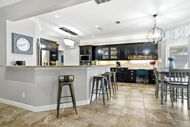 128 Greenhill Trail S, Trophy Club, TX 76262