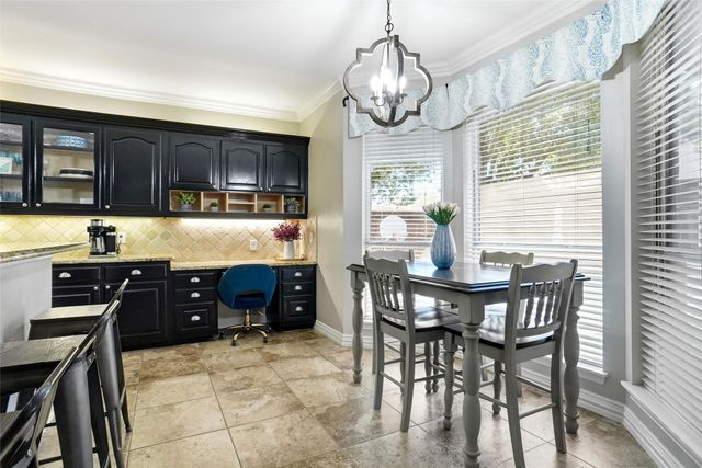 128 Greenhill Trail S, Trophy Club, TX 76262