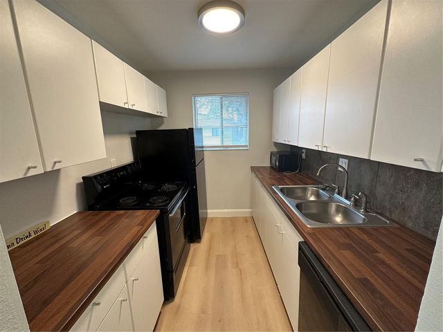 1835 BOUGH AVENUE 4, Clearwater, FL 33760