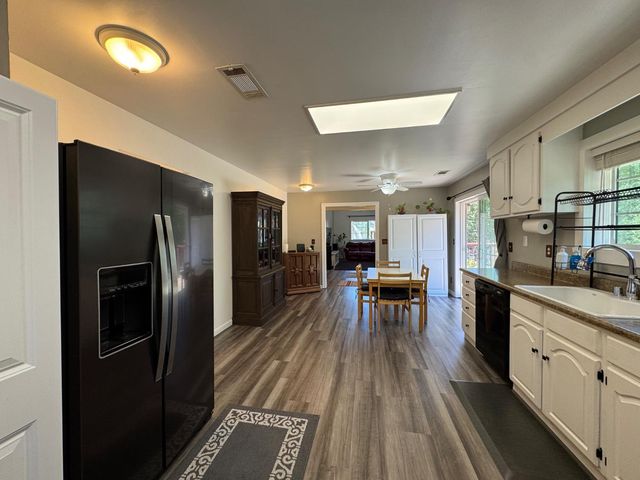 14764 Tanyard Hill Rd, Pine Grove, CA 95665