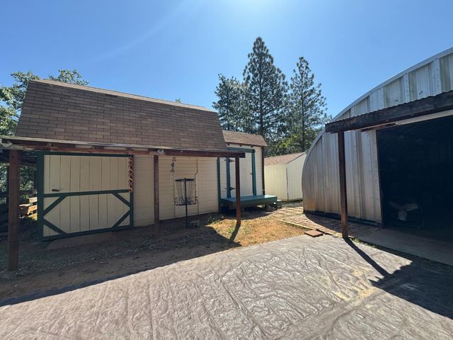 14764 Tanyard Hill Rd, Pine Grove, CA 95665