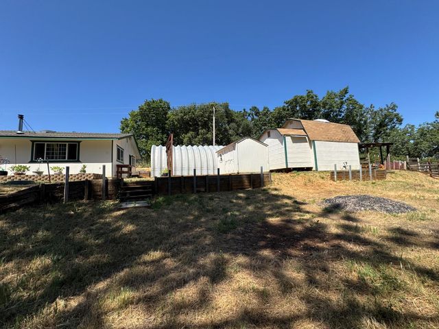 14764 Tanyard Hill Rd, Pine Grove, CA 95665