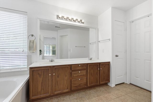 513 Welch Drive, Royse City, TX 75189