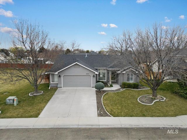 4225 E Park Ridge Dr, Nampa, ID 83687