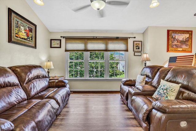 927 Harmon CIR, Roanoke, VA 24019