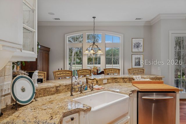 25 Ashley Hall Dr, Bluffton, SC 29910