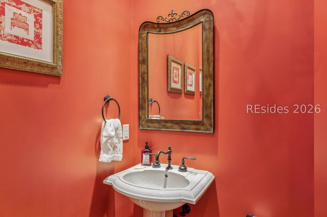 25 Ashley Hall Dr, Bluffton, SC 29910