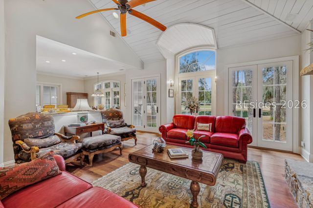 25 Ashley Hall Dr, Bluffton, SC 29910