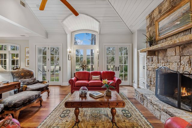 25 Ashley Hall Dr, Bluffton, SC 29910