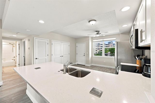 960 STARKEY ROAD 9205, Largo, FL 33771
