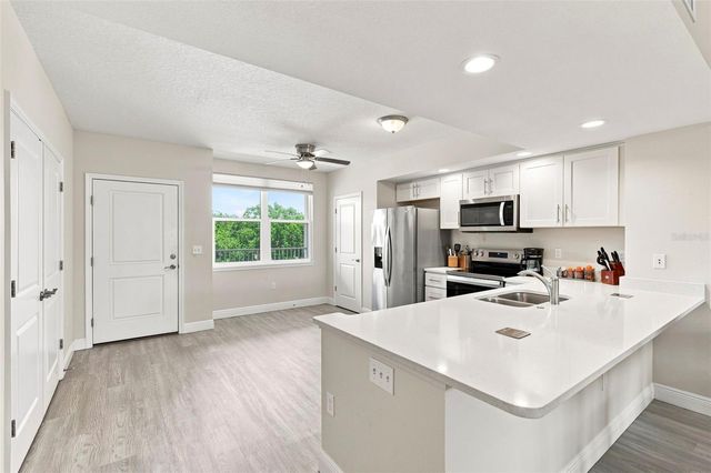 960 STARKEY ROAD 9205, Largo, FL 33771