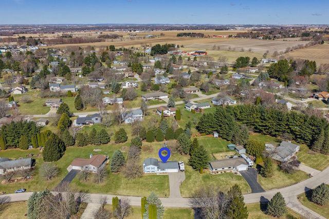 6657 Wendell Way, Deforest, WI 53532