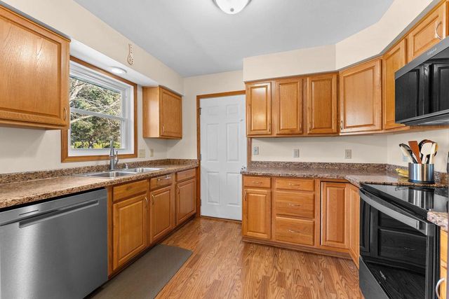 6657 Wendell Way, Deforest, WI 53532