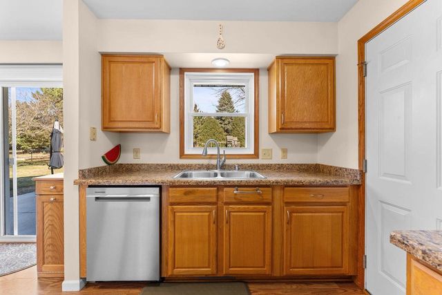 6657 Wendell Way, Deforest, WI 53532