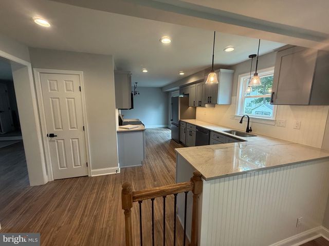 2914 ADAMS DR, Hatfield, PA 19440