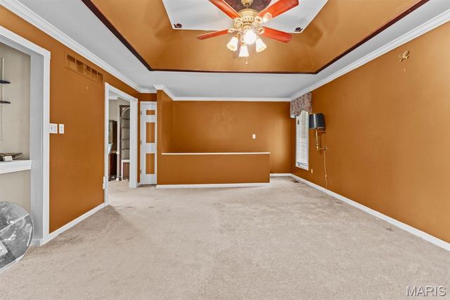 160 Ladue Pines Drive, Creve Coeur, MO 63141